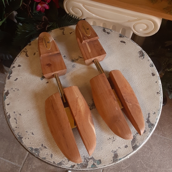 NORDSTROM, Cedar & Brass, made in USA Men's Shoe Trees - Picture 1 of 6